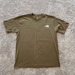 North Face SS Tee Shirt Men’s Medium